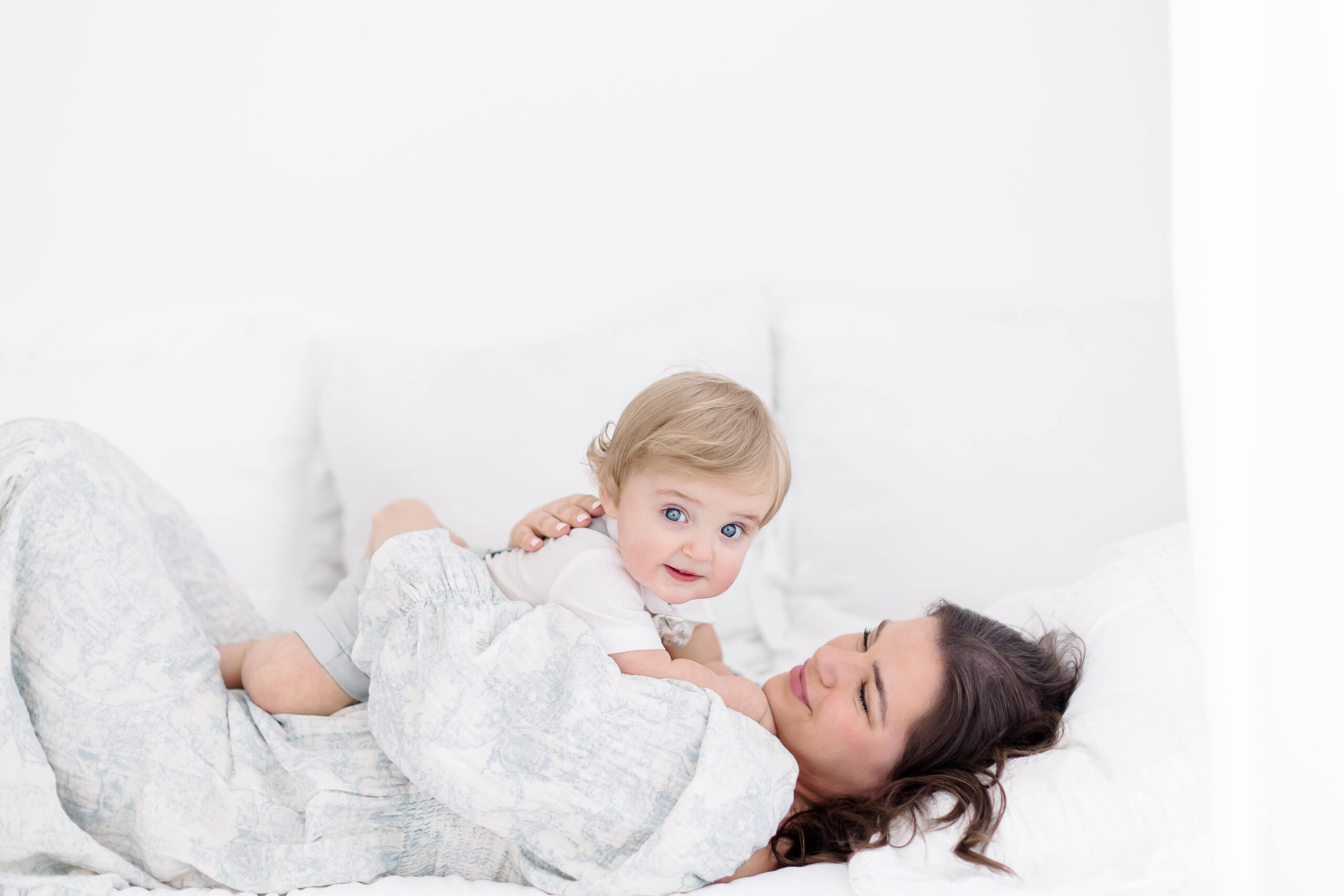 highlights 40 of 76 scaled - newborn photography