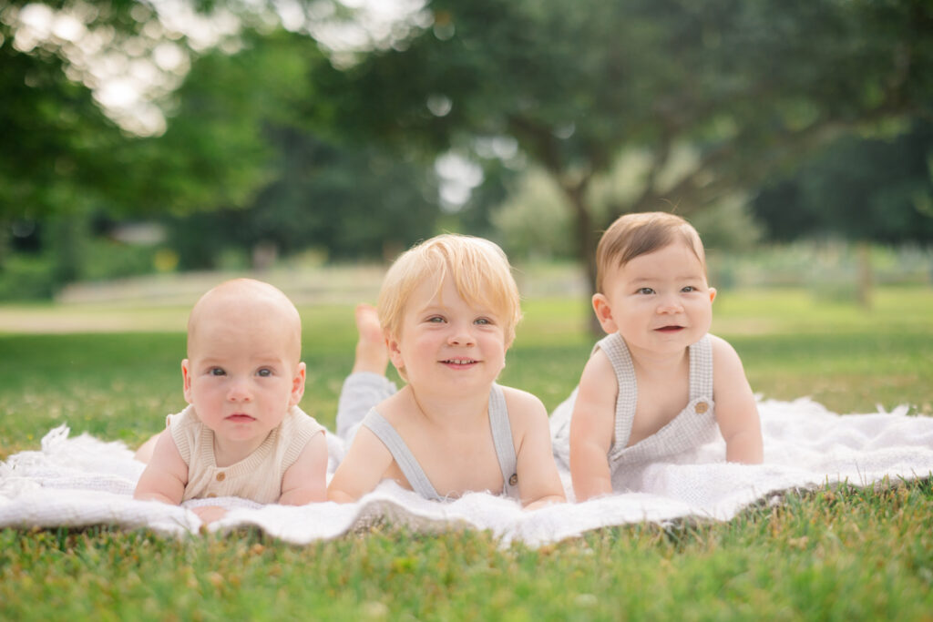 Connecticut family reunion photography with three generations together